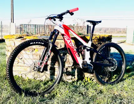 Vente réparation vélo motoculture Barbezieux La-Couronne Charente.